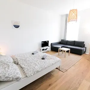 Living - Hasnerstrasse Апартаменты Вена